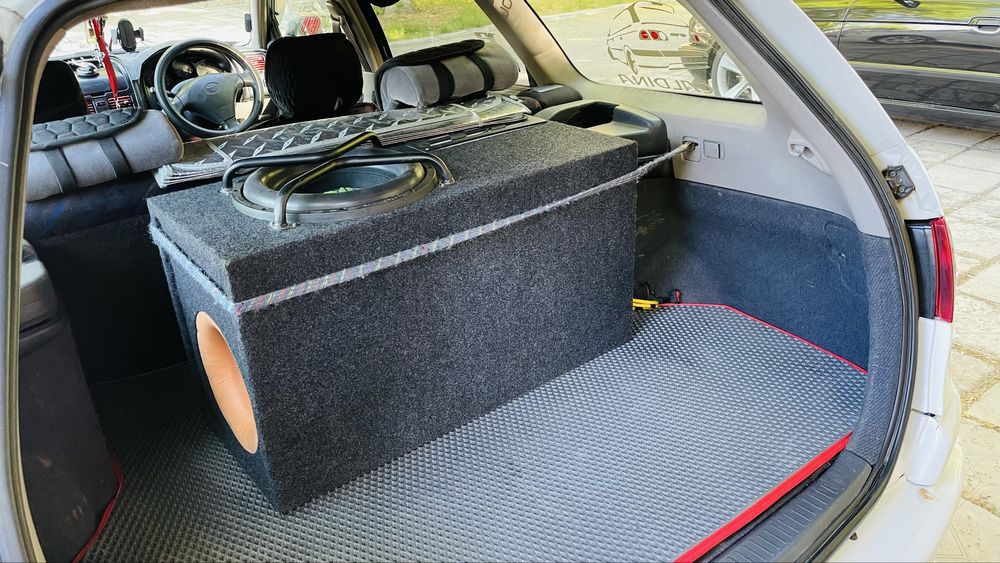 Продам сабвуфер.