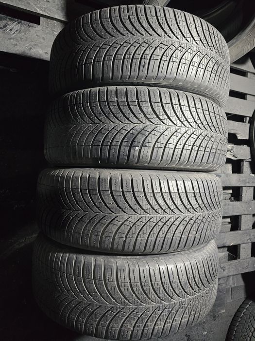 Anvelope 215/60 R17 GOODYEAR All-Season 2023