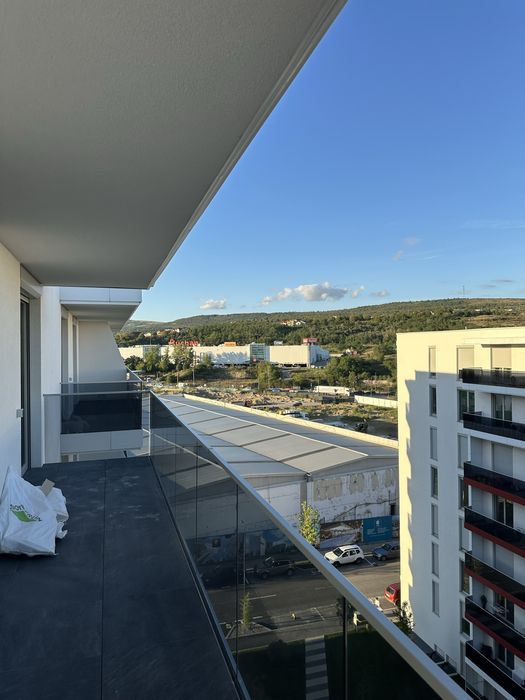 Apartament 2 camere finisat 60mp terasa garaj Elite City priveliste