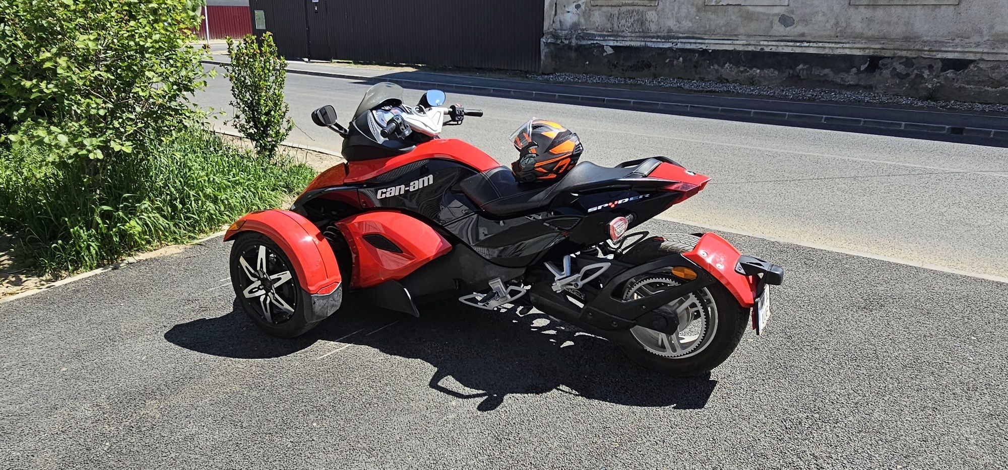 Vând CanAm Spyder 2009