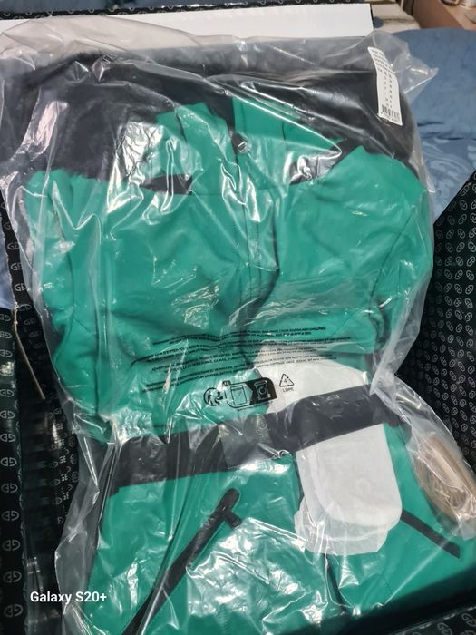 Ново ски яке Goldbegr