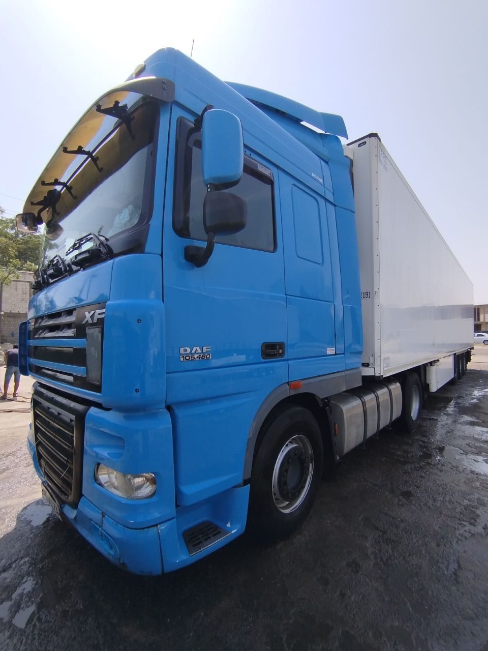 Daf Сотилади 2012 йил