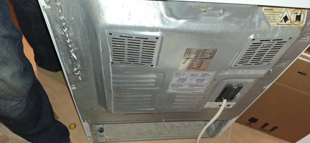 Готварска печка Beko с подарък абсорбатор