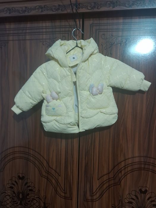 Куртка для девочки до 2 года  100000