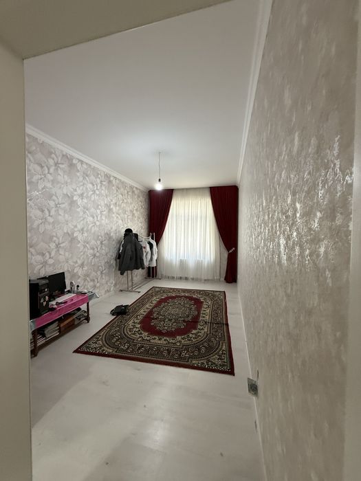 3 xona skvaznoy 2 etajda kvartira sotiladi