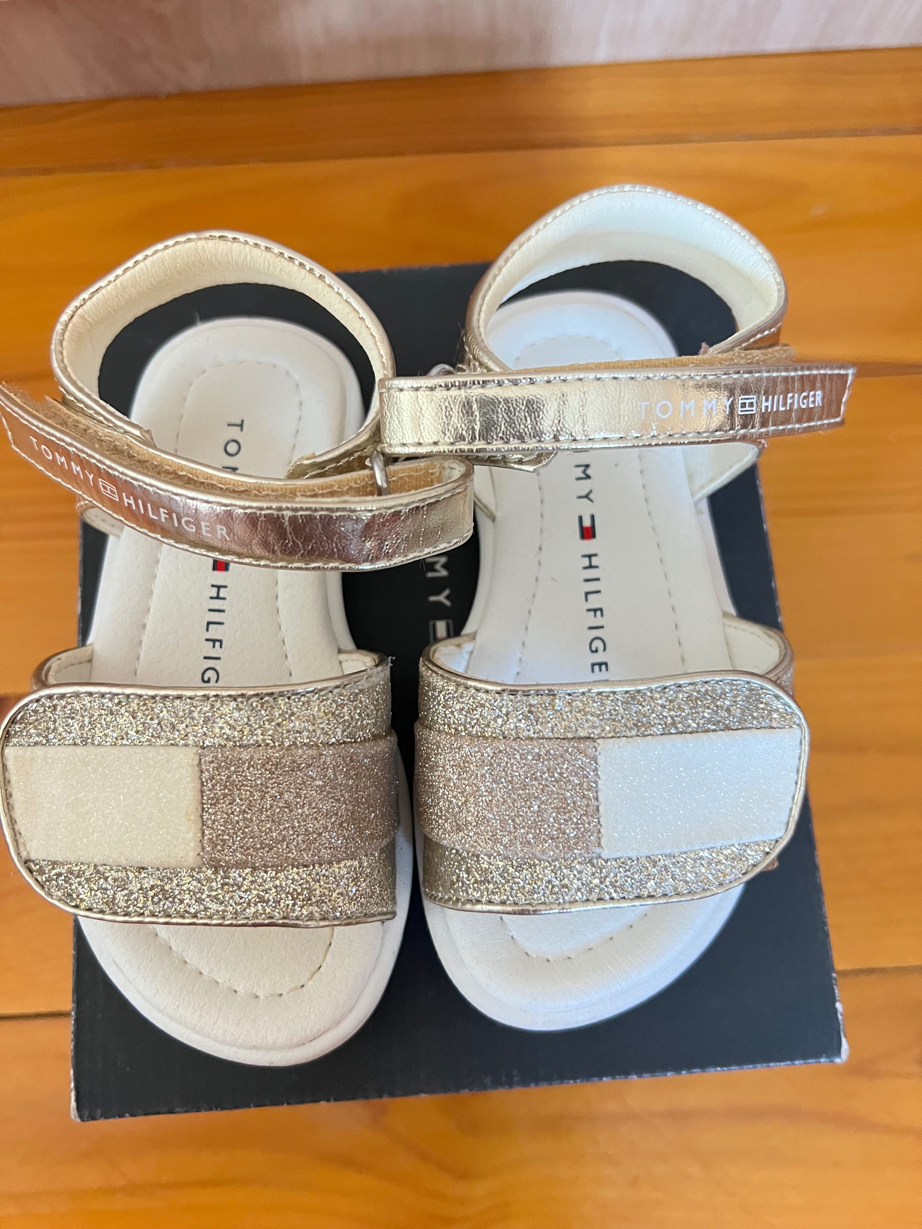 Детски сандалки TOMMY HILFIGER
