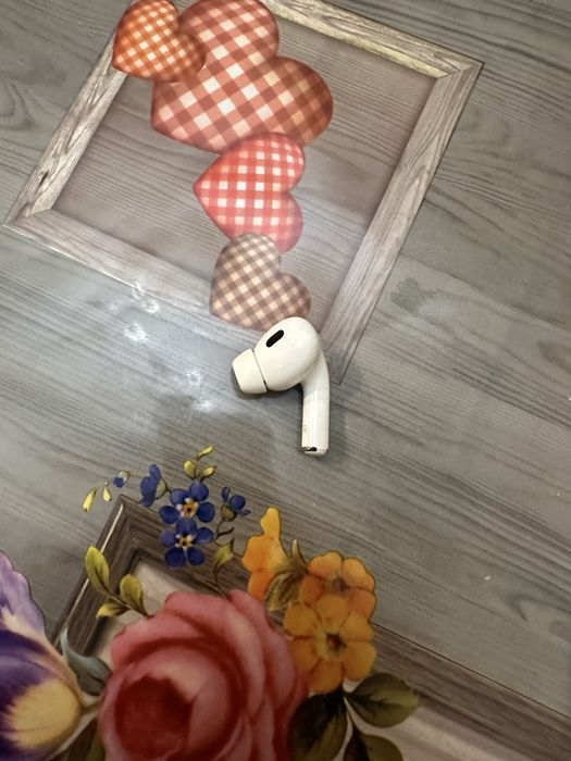 Правое ухо airpods pro 2 оригинал