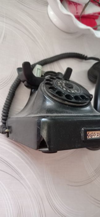 Телефон Сименс ,старинен, шайбов,Номера е за Бургас от 1970та година.