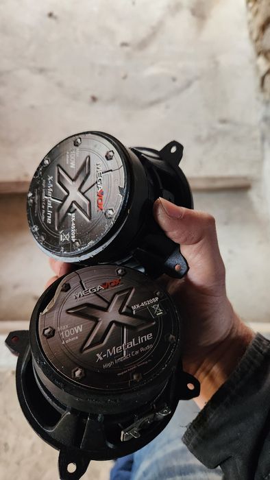 Hertz колони 6х9