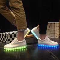 Adidasi cu LED / Leduri Unisex - diverse culori si modele