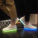 Adidasi cu Luminite / Leduri Unisex - diverse culori si modele