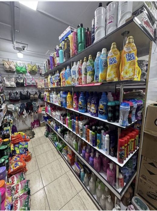 Магазин парфюмерии косметики  и моюшие. Готовый  бизнес. Клиентами