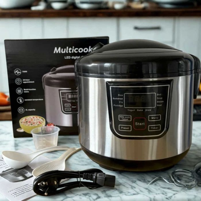 Мултикукър в отлично състояние