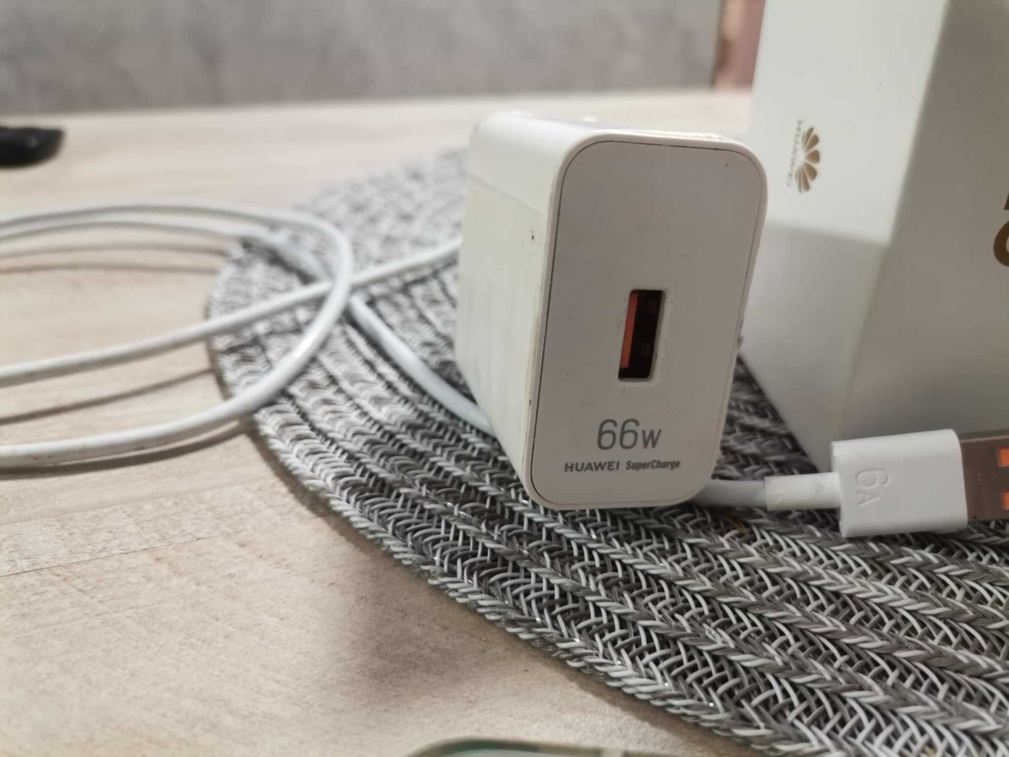 Телефон Huawei Nova 10 se