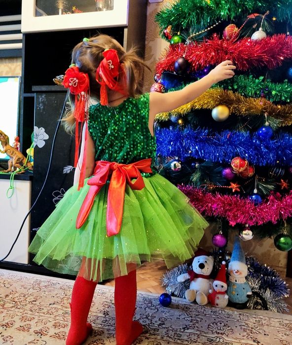 Зеленое платье Ёлочка