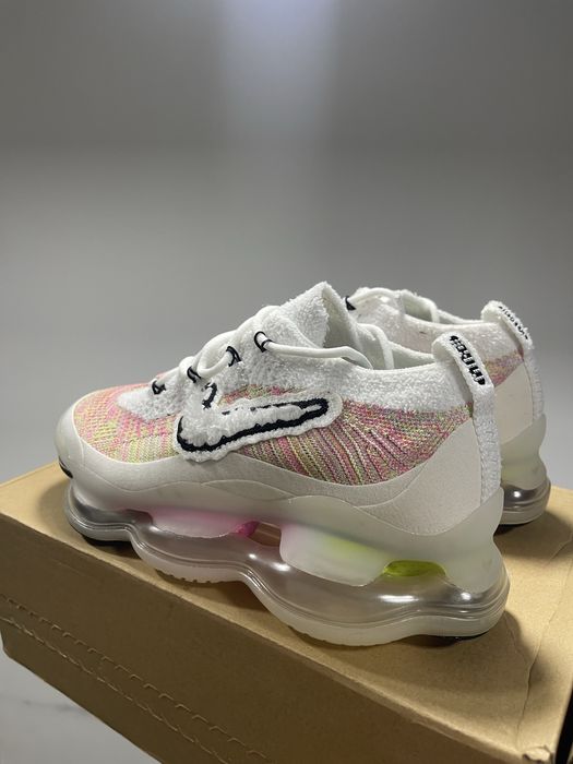 Nike AIr Max Scorpion White Rainbow