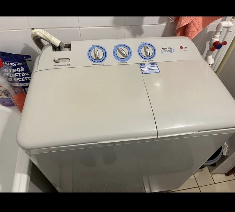 Продам стиральную машину полуавтомат