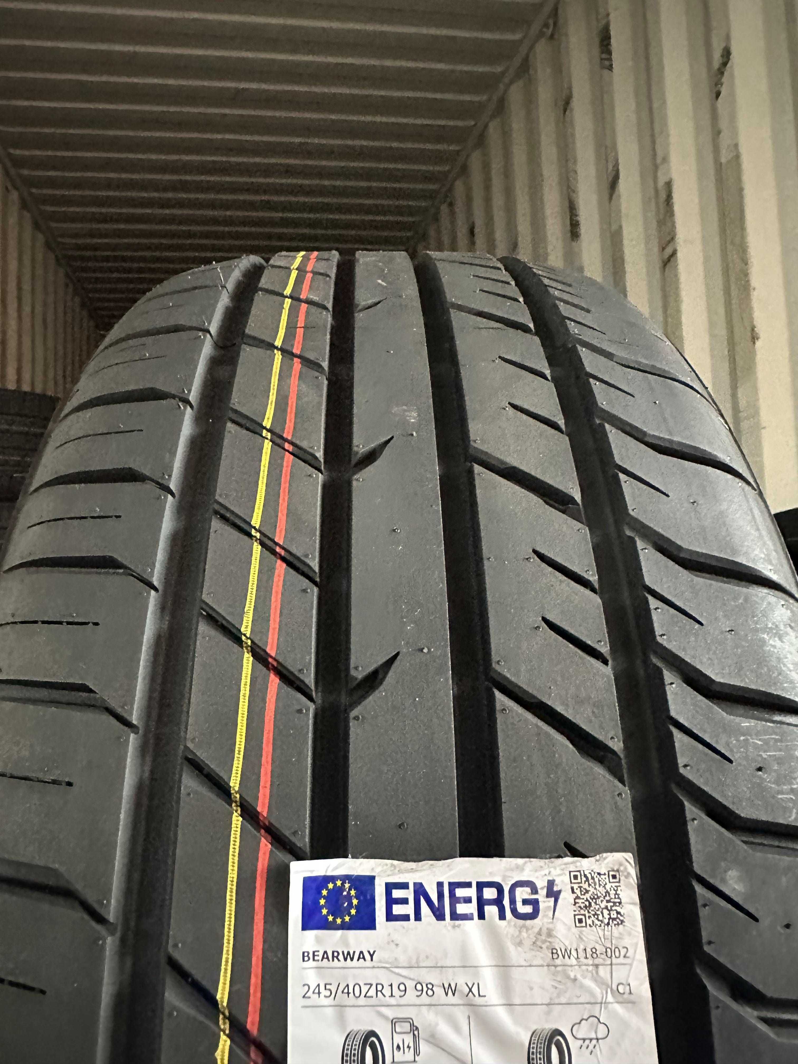 Нови Летни Гуми BEARWAY BW118 245/40R19 98W XL Нов DOT