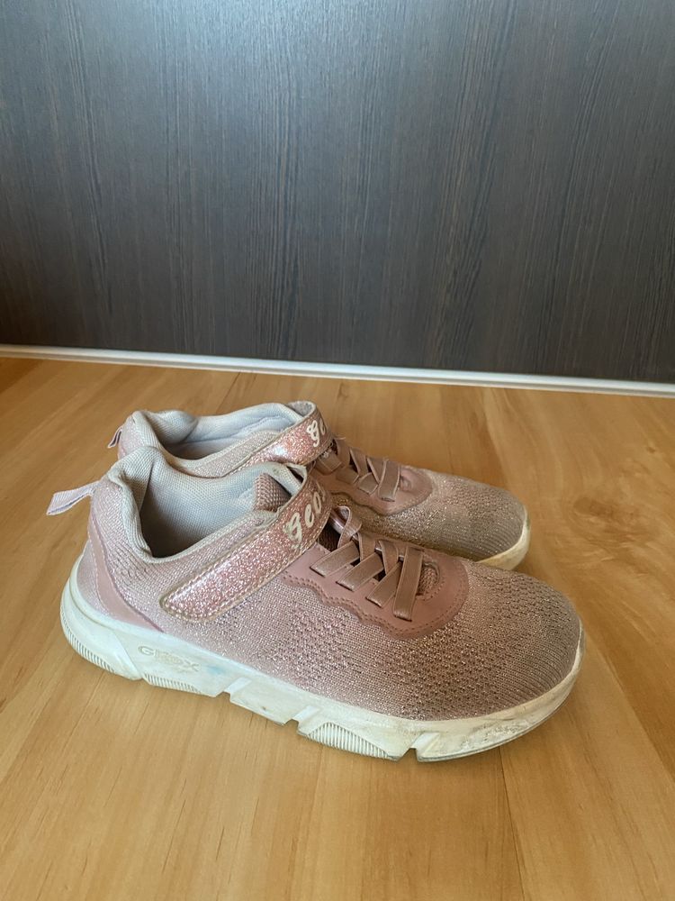 Обувки Geox Nike 34 номер