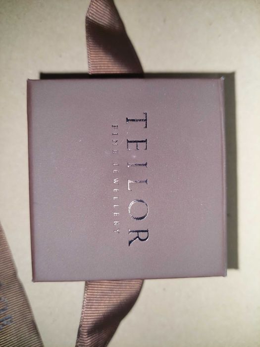 Inel din argint cu piatra in cutie TEILOR cu panglici pentru fundita