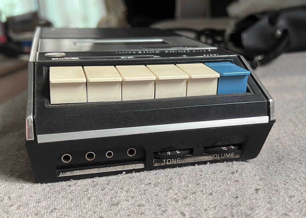 Casetofon portabil vintage Panasonic RQ-221S National