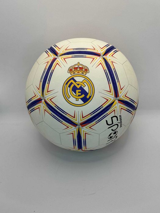 Xar qanday dizaynda sport toplari koptoklar Мячи в специальном дизайне