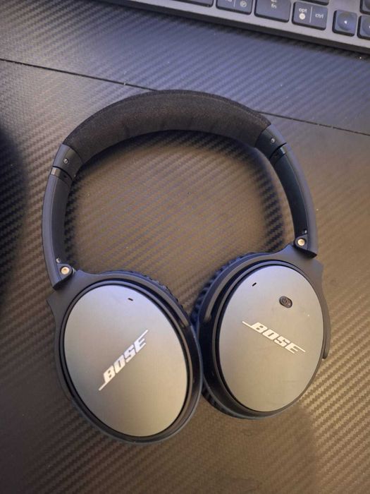 Casti cu noise cancelling Bose QC25