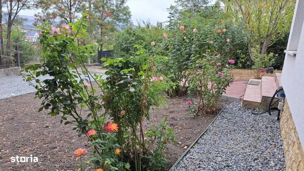 Casa de vanzare direct proprietar - centru Dezmir , individuala