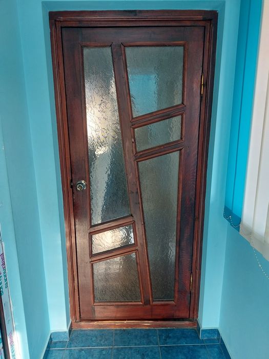 Uși interior lemn