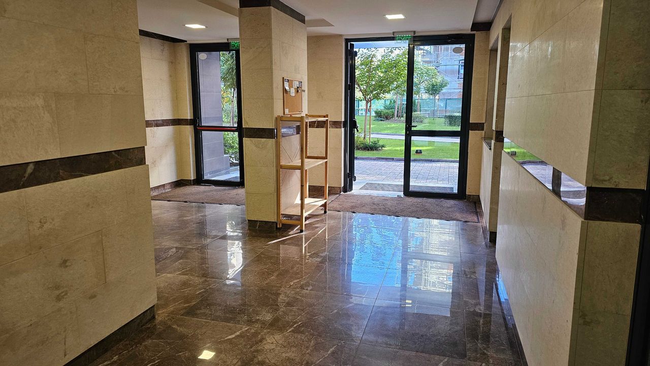 Продава се Четиристаен апартамент в София, Лагера - 163 кв.м за 2300 €/кв.м - Снимка #5