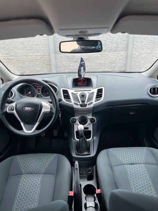 Ford Fiesta 1.25 benzina / IMPECABIL/Inmatriculat/FINANTARE AVANS 0%