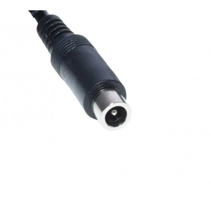 Adaptor de alimentare pentru trotinete