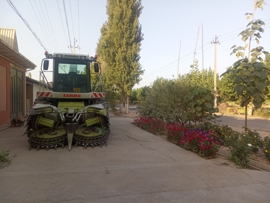 Комбайн ягуар 850 комплект сотилади.