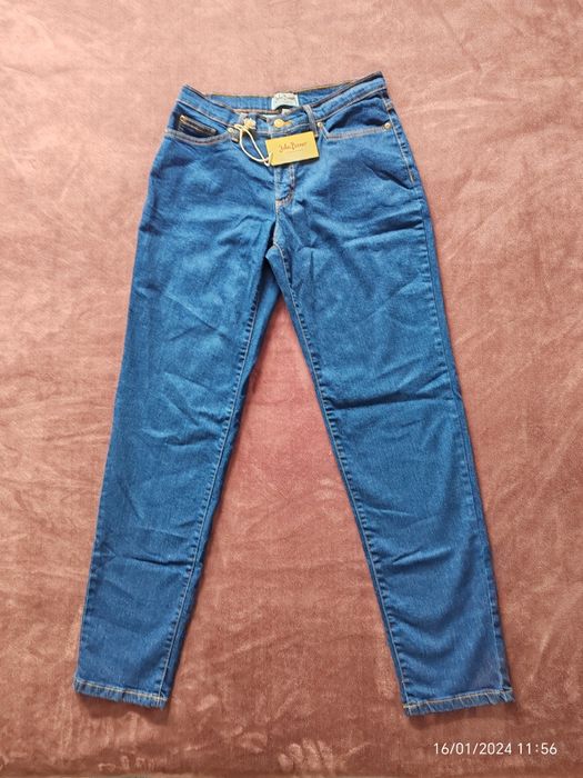 Blugi noi- dama bonprix mărimea L  - 40