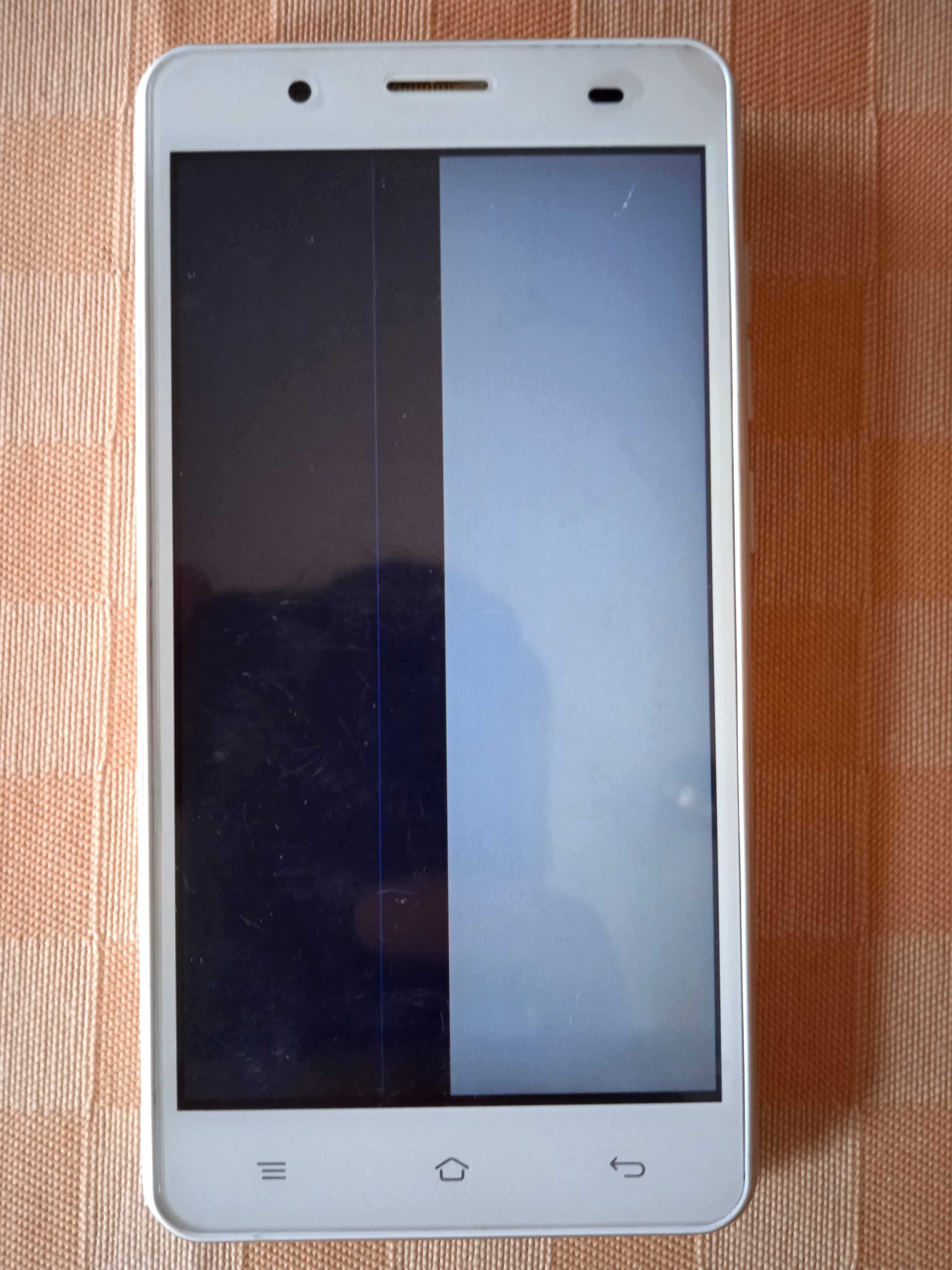 Mediacom Phone PAD G511 Dual SIM (развален дисплей)