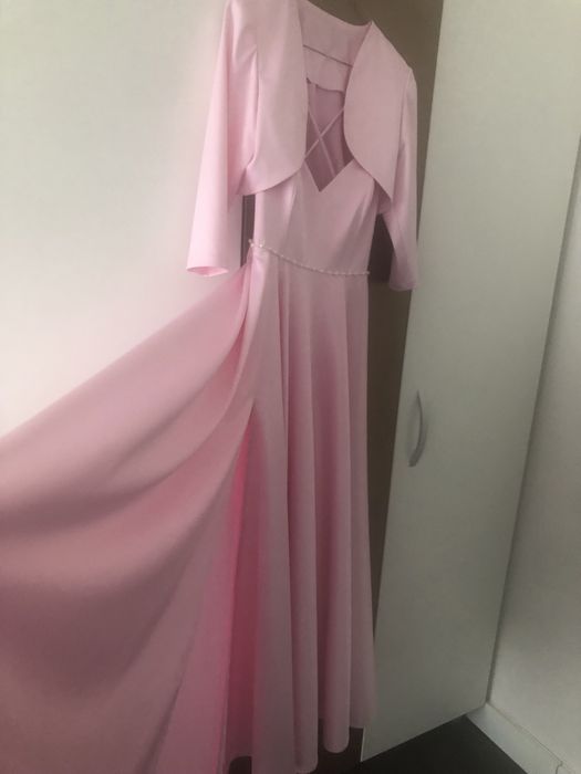 Vand rochie de ocazie