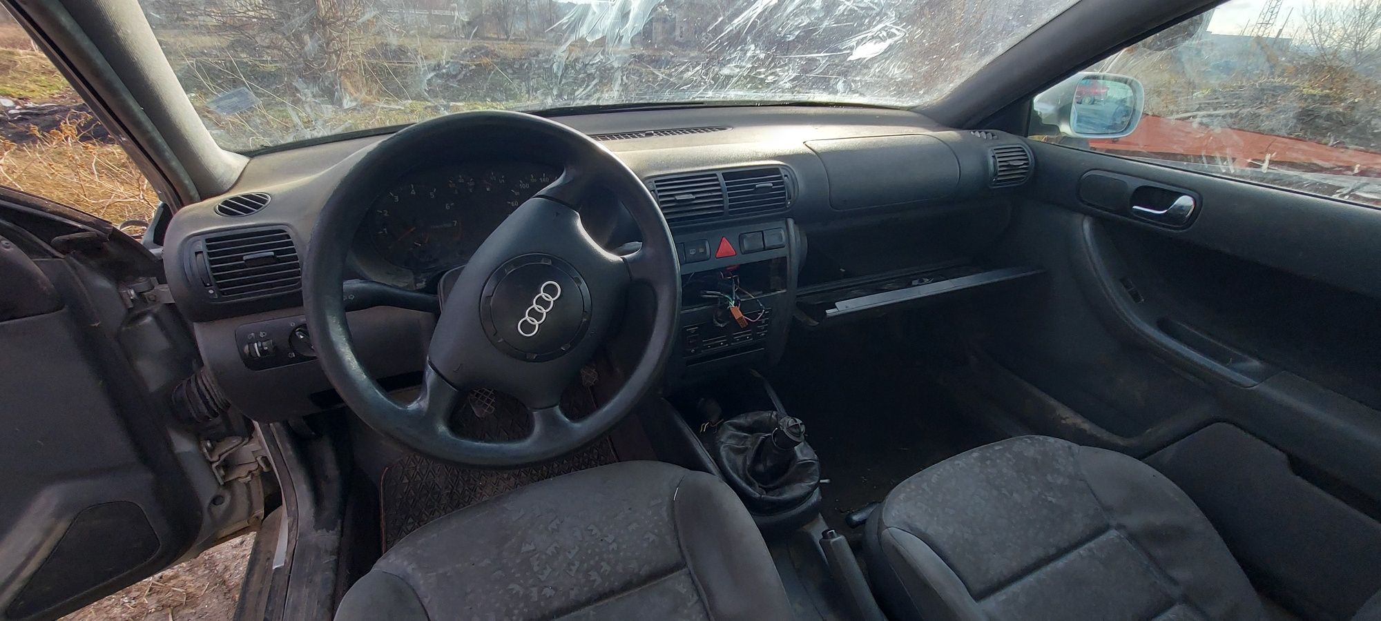 Audi A3 2000г. 1.6i