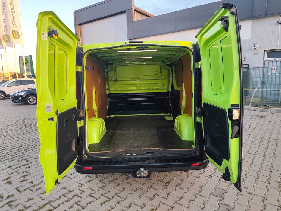 Renault Trafic L1H1 2017, 1.6 -95 cp, GARANTIE 12 luni, TVA deductibil