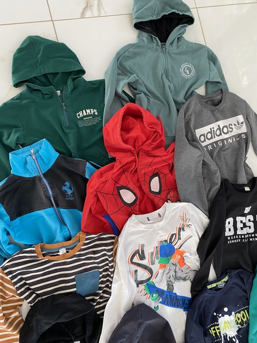 Голям лот от блукзи и суитчъри ,adidas ,nike ,подходящи за 7-8 г,128см