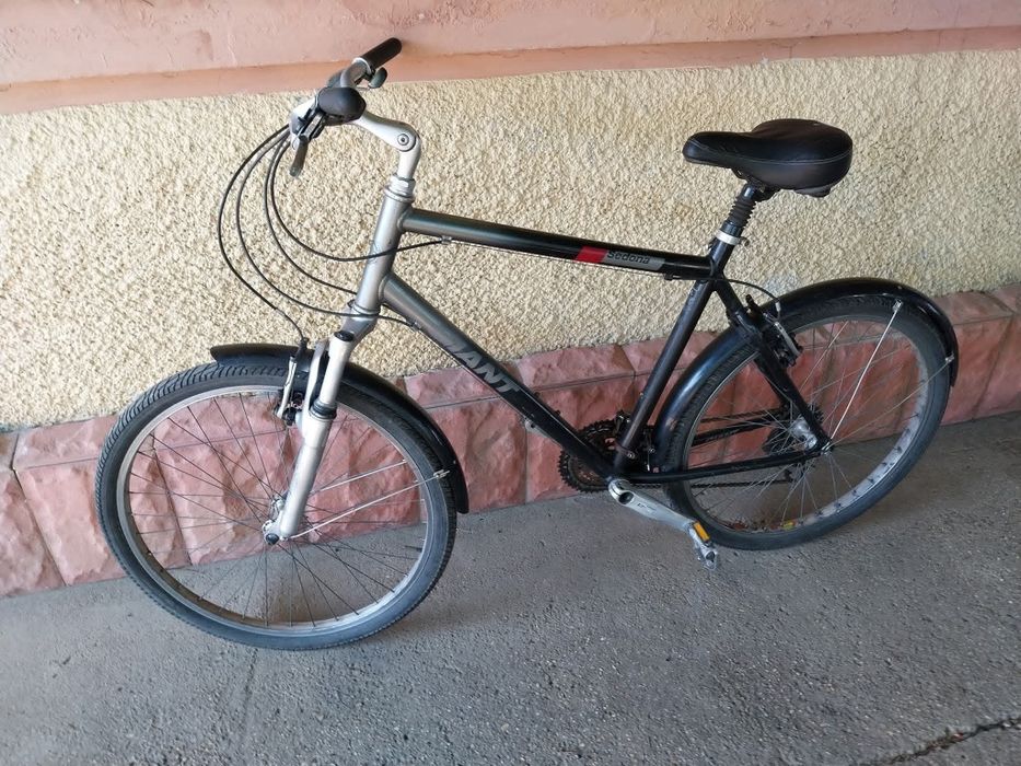 Bicicleta cu roti de 26 inch , în stare foarte bună,  cadru aluminiu