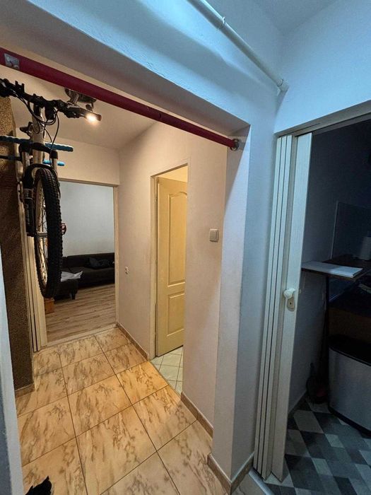 Proprietar, vand apartament 2 camere, centrala proprie, zona Dacia