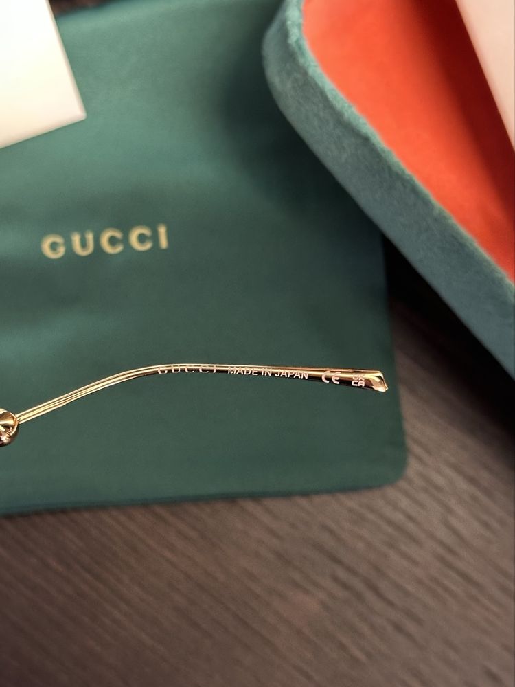 Слънчеви очила Gucci