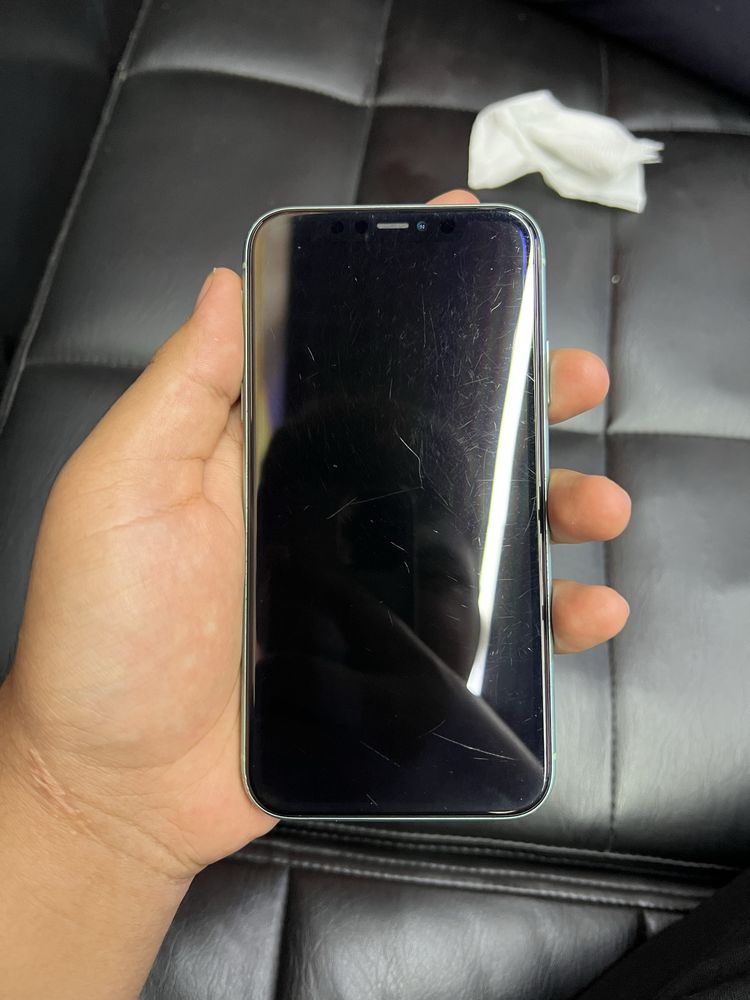 Iphone 11 сотилади,продаётся