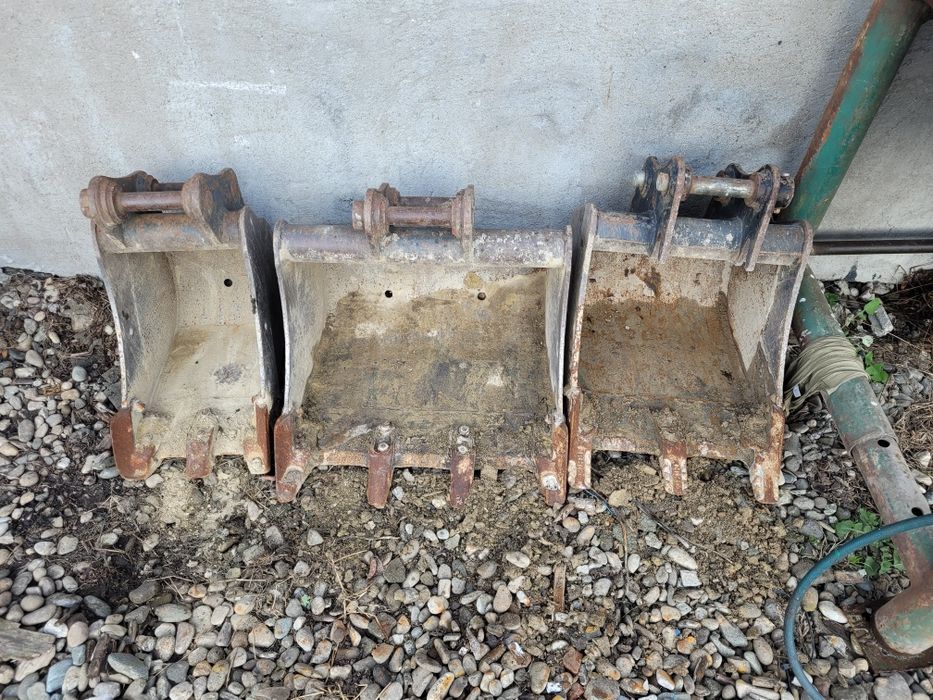 Cupa 30 si 60 miniexcavator bolt 35