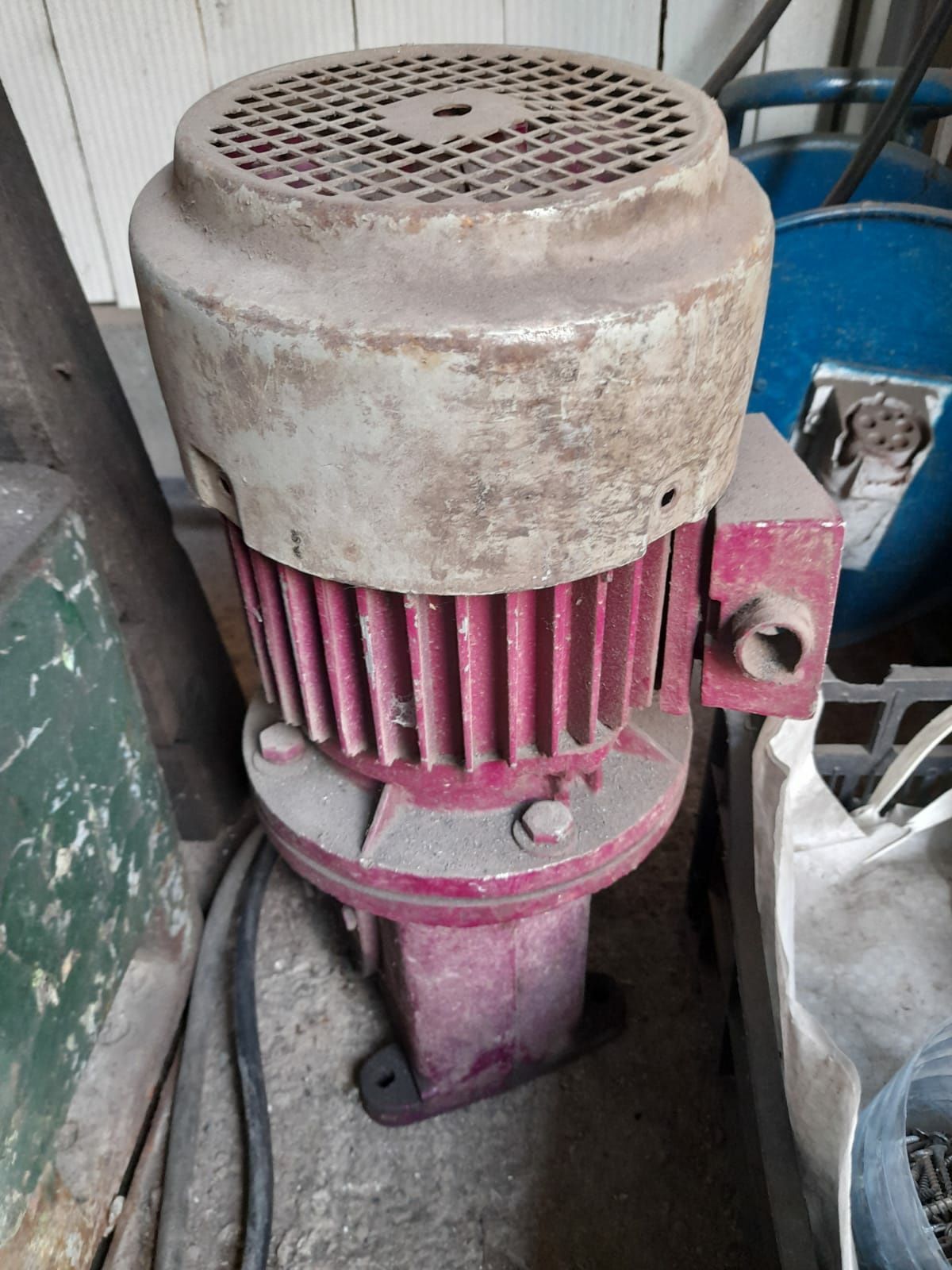 Motor cu reductor