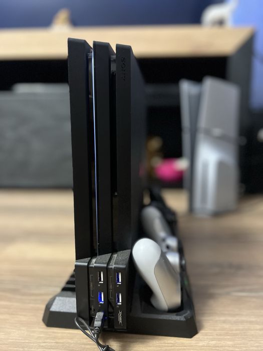 Ps4 pro 1tb охладител и тн