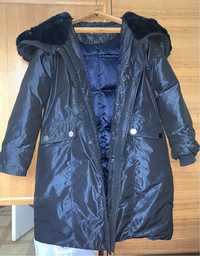 Продам женскую зимнюю куртку 54 размера