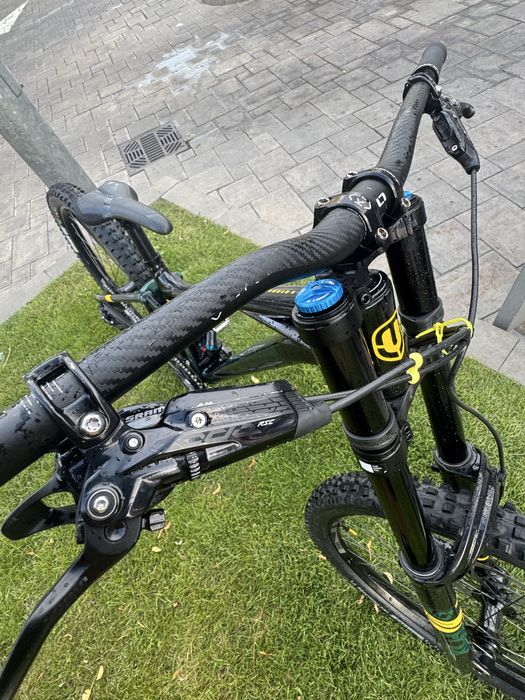 vand bicicleta downhill mondraker summum r 2022