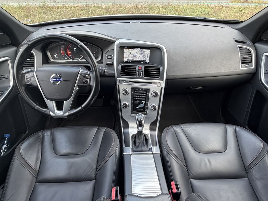 VOLVO XC60//D5//Ocean Race //Facelift—4x4