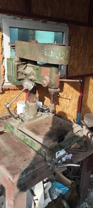 Сверлинный станок